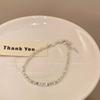 Pulsera de perlas vintage coreana para mujer ins sentido de alta gama nicho pulsera de acero de titanio pulsera para parejas joyería al por mayor
