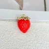 Colgante de coche de gelatina transparente degradada con fresa, amuleto de aleación, acrílico, cadena para teléfono DIY, llavero, accesorio para bolso