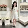 Conjunto de Duas Peças para Meninas: Blusa Floral de Manga Curta Doce e Fofa 2026, Saia de Renda com Laço Estilo Coreano da Moda