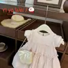 [Novos Produtos de Verão] Roupas Infantis, Estilo de Verão para Meninas, Mangas Vazadas, Laço, Doce Vestido de Princesa, Vestido Colete para Bebê Menina