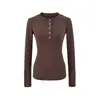 Camiseta Básica de Manga Larga Versátil para Mujer con Cuello Henley de Botones, Nueva, Hombro Normal, Top Delgado para la Cintura