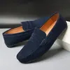 Suprimento transfronteiriço, sapatos casuais masculinos slip-on de bico fino, novos estilos, tamanhos 40-48, tamanhos grandes, sapatos de sola baixa, modelo de exportação, sapatos masculinos, vermelho