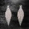 Brincos de franja de corrente longa da moda exagerada europeia e americana brincos da moda femininos brincos personalizados elegantes com incrustação de diamante joia de orelha E532