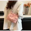 Bolsa de Mão com Design Plissado de Nicho Francês Bolsa com Corrente de Laço Moda Ocidental Bolsa Transversal Bolsa de Viagem