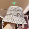 Novo chapéu bucket feminino, versátil e estiloso para primavera e outono, versão coreana da moda, estilo retrô europeu e americano, chapéu de inverno estilo ins japonês