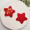 Nuevo Día Nacional Año Nuevo Terciopelo Rojo Estrella de Cinco Puntas Corazón Accesorios de Tela Broche DIY Anillo de Presión Accesorios para Pulsera