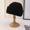 Nuevo Gorro de Punto Rayado Simple 2025 para Mujer, Gorro Cálido de Lana para Otoño e Invierno, Gorro que Afina el Rostro, Unisex