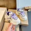 Zapatos Deportivos Casuales para Hombres y Niños Otoño Ligeros Nuevo Estilo Versátiles Antideslizantes Suela Gruesa Zapatos de Papá Zapatos para Niños Zapatos Infantiles de Dibujos Animados