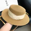 Sombrero de Paja Estilo Hepburn Francés para Mujer, Sombrero de Paja de Alta Gama, Sombrero de Copa Plana de Verano, Elegante Sombrero de Protección Solar para Vacaciones en la Costa para Mujer