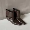 Botines cortos de moda estilo británico de 4 cm, nuevos para otoño e invierno 2026, puntera cuadrada, tacón grueso, slip-on, botines Chelsea para mujer