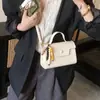Bolsa Pequena da Moda Ins Estilo Coreano Tendência para Mulheres 2026 Novo Modelo Bolsa de Ombro com Toque de Luxo, Bolsa Transversal Simples de Nicho para o Dia a Dia