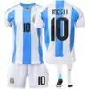 Venta al por mayor de fábrica Copa Europea Mundial Alemán Brasil Argentina Messi No. 10 Camiseta No. Conjunto de Uniforme de Fútbol 7 Ronaldo
