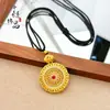 Tienda de Oro Mismo Estilo Oro Antiguo Chapado Diamante Rojo Rosa Girasol Brújula Colgante Ventana de Rosa Giratoria Brújula Cadena para Suéter