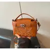 Bolsa Pequena Bordada de Moda de Alto Padrão Transfronteiriça Nova Tendência 2026 Bolsa de Ombro de Nicho Versátil Bolsa de Mão de Ombro