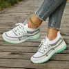 Sapatos femininos, tênis esportivos de tamanho grande para exportação, sapatos casuais de malha respirável, tênis de corrida femininos confortáveis com cadarço