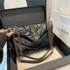 Bolsa Feminina 2026 Outono Nova Sensação de Alto Padrão Bolsa Matelassê com Diamantes Bolsa de Corrente Estilo Pequeno Chanel Bolsa de Ombro Transversal Tendência
