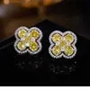Pendientes de botón flor de circón versátiles de moda de lujo ligero para mujer, pasador de plata 925, elegantes, sencillos, pendientes de alta gama al por mayor
