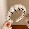 Elegante tiara de miçangas redondas com coroa alta para mulheres, tiara de moda de alta qualidade para uso diário, com dentes para fixação antiderrapante