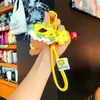 Llavero colgante de ramo de lana para el Día del Maestro, un accesorio de bolso de ramo de rosas, regalo para maestros durante la temporada de regreso a clases