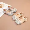 Zapatos de Princesa con Pedrería de Moda para Niñas 2026 Verano Nuevos Zapatos de Boca Baja para Niños Medianos y Grandes Zapatos de Cristal con Lazo Zapatos de Cuero