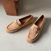 [Celebridad de Internet] Mocasines Primavera Temprana 2026, Punta Redonda, Tacón Bajo, Hebilla con Correa, Zapatos sin Cordones, Completamente de Piel por Dentro y por Fuera