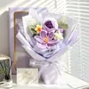 Buquê de rosa de lã de produto acabado transfronteiriço, ornamento decorativo de flor artificial de crochê de tulipa tricotado à mão, item de presente