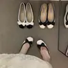 Bailarinas plateadas nuevas para mujer 2026 con moño interior que aumenta la altura y estampado de leopardo