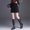 Falda Corta de Otoño con Estampado de Letras de Cintura Alta Adelgazante de Longitud Media Bordada a Mano para Reducir la Edad con Elegante Temperamento para Ir al Trabajo