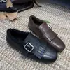 Mocassins Femininos 2026 Novos Estilo Coreano Retro com Detalhe em Pele e Fivela, com Borlas, Slip-On
