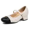 Zapatos de Nueva Temporada para Mujeres Bajitas que Aumentan la Altura, Estilo Chanel Color Block, Tacón Bajo, Tacón Grueso y Diseño de Camelia con Patrón de Diamantes