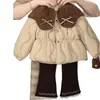 Conjunto de Invierno para Niñas 2025 Nueva Ropa Infantil para Niñas Pequeñas Elegante Conjunto de Dos Piezas con Abrigo de Forro Polar Espesado de Algodón y Pantalones