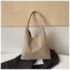 Bolso Casual de Gran Capacidad para Mujer Otoño 2025 Nuevo Elegante Sencillo Chic Bolso de Hombro Único Bolso Tote de Personalidad para Viajar