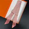Al por mayor Nuevo Forma de Corazón Sarga Tira Larga Estrecha Bufanda Pequeña para Mujer Negocio Versátil Cinta Accesorio para el Cabello 90*5 Corbata Bolsa Bufanda de Seda