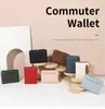 Cartera de mano de alta gama para mujer con billetera y tarjetero integrados, múltiples ranuras para tarjetas, diseño de hojas sueltas y hecha de cuero PU