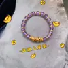 Pulsera Retorcida de Ágata Roja Hueca Exquisita de Lujo Ligero de Año Nuevo con un Toque de Alta Gama y Elegancia Versátil