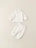 Conjunto de Roupa Infantil Primavera e Outono 2026 Novo Conjunto Estiloso para Meninos e Meninas, Conjunto Casual de Duas Peças para Casa e Uso ao Ar Livre