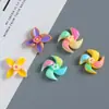 Molino de Viento de Color Caramelo Resina Accesorios Pequeños DIY Pegamento de Crema Dijes para Zapatos Imanes para Nevera Decoración de Papelería Materiales de Parche