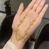 Novo Colar Borboleta Filigrana Recortada Princesa Fugitiva Feminino de Alto Padrão Flor de Ouro Borboleta Colar Clavícula