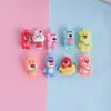 Agujero de spot caja ciega de música muñeca accesorios pequeños huevo Sanrio kulomi dios original llavero pequeño regalo colgante