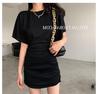 Vestido Negro de Verano con Pliegues y Mangas Cortas para Mujeres Bajitas, Falda Mini Ajustada Sexy al por Mayor que Resalta la Cintura para Comercio Exterior