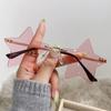 Gafas de sol de estrella de cinco puntas sin marco, de moda transfronteriza, AliExpress. Divertidas gafas de sol navideñas de moda, gafas punk con personalidad.