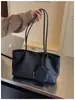 Bolsa de mano de gran capacidad, estilo coreano, simple y ligera, bolsa de axila, elegante y sofisticada, adecuada para ir al trabajo, un bolso único