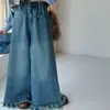 Conjunto de Otoño e Invierno para Niñas 2026 Nuevo Casual Estilo Coreano para Niñas Mayores, Camisa de Encaje, Chaleco, Jeans, Moderno