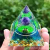 Bola de Cristal 73 Estilos Pirámide Bola de Cristal Transfronteriza Pirámide de Piedra Triturada Artesanías para el Hogar Adornos de Resina
