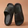 Chinelos Confortáveis Tipo Nuvem para Casa e Banheiro, Chinelos Grossos de Verão para Atacado para Homens e Mulheres, Chinelos Antiderrapantes de Eva