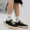 Quatro Estações Novo Design de Nicho Masculino de Cano Baixo Sapatos Masculinos Estilo Coreano Casual Moda Solado Grosso Tênis Retrô de Cadarço Dropshipping