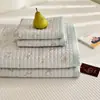 Capa de Cama Dupla Face em Modal Tencel Estilo Desenho Animado Coreano Conjunto de Três Peças com Acolchoado Xadrez de Seda Refrescante para Tatame e Cama de Solteiro