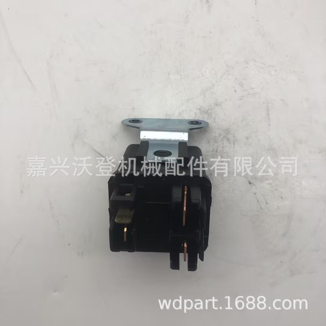 5f46c2fa-c02f-445e-ba3a-1874ae