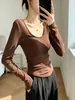 Camiseta básica de cor sólida escovada com decote em U para mulheres, outono, modelagem slim, manga longa decotada, top de camada interna que afina a cintura