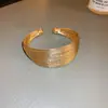 Pulsera de Hoja Estilo Lujo Ligero Coreano, Brazalete de Diseño de Tendencia de Moda Personalizado, Joyería de Mano de Nicho Simple de Gama Alta para Mujeres
